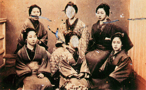 長崎の女性たち（1865〜1868年頃撮影）の写真
