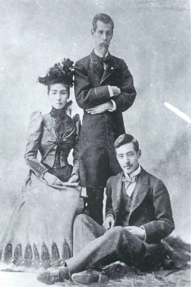 外務大臣の睦奥宗光、妻・亮子、長男・廣吉の拡大画像